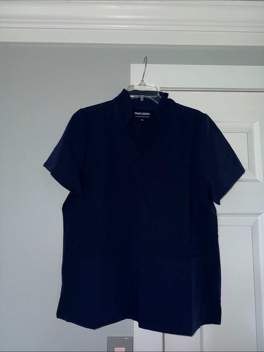 NWT Mandala Navy Scrub Top with V-Neck women’s XL